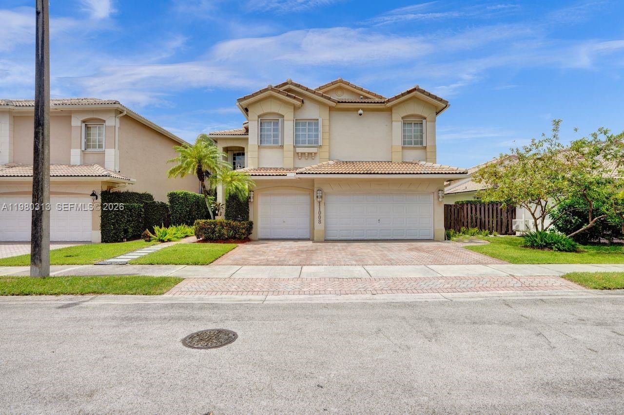 11008 NW 73rd St, Doral, FL 33178 Photo