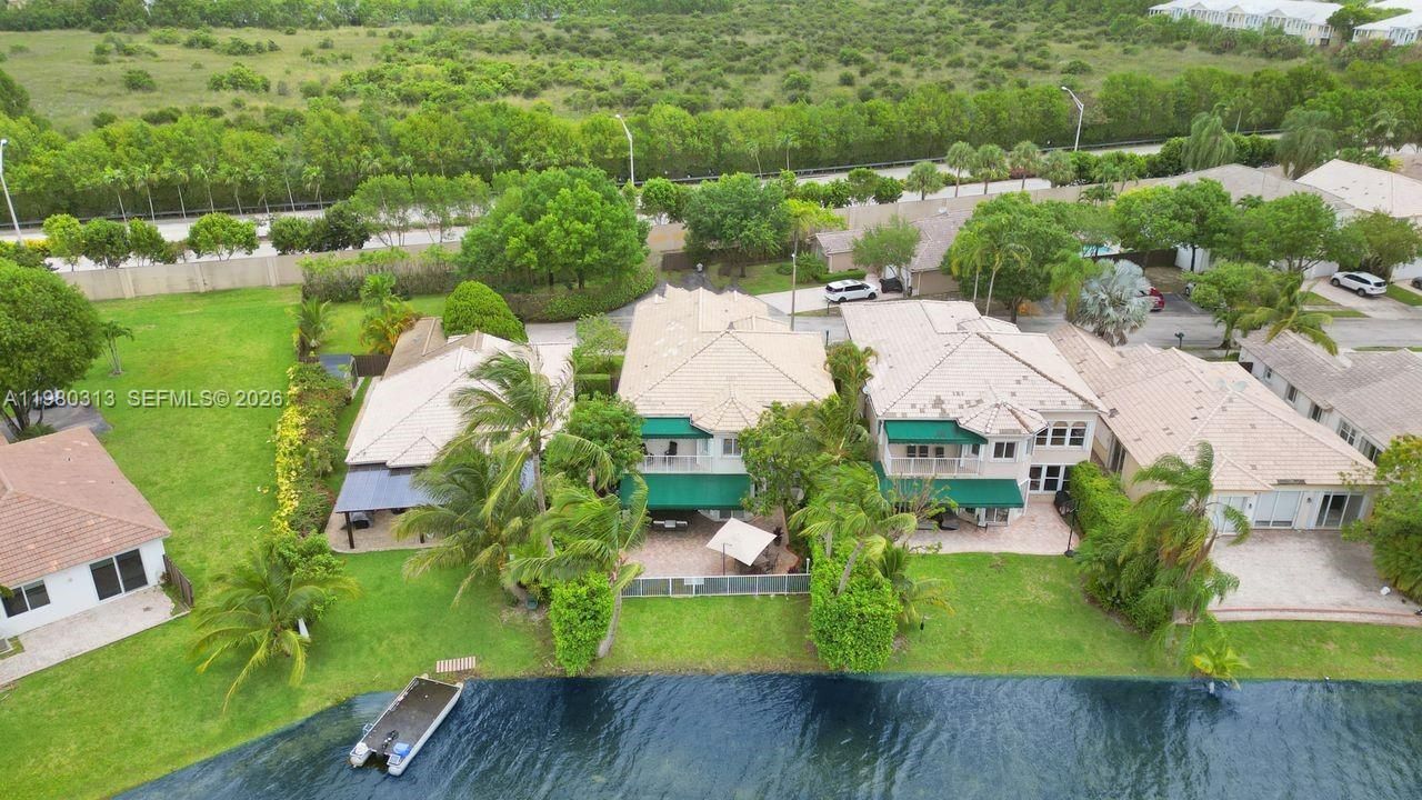 11008 NW 73rd St, Doral, FL 33178 Photo