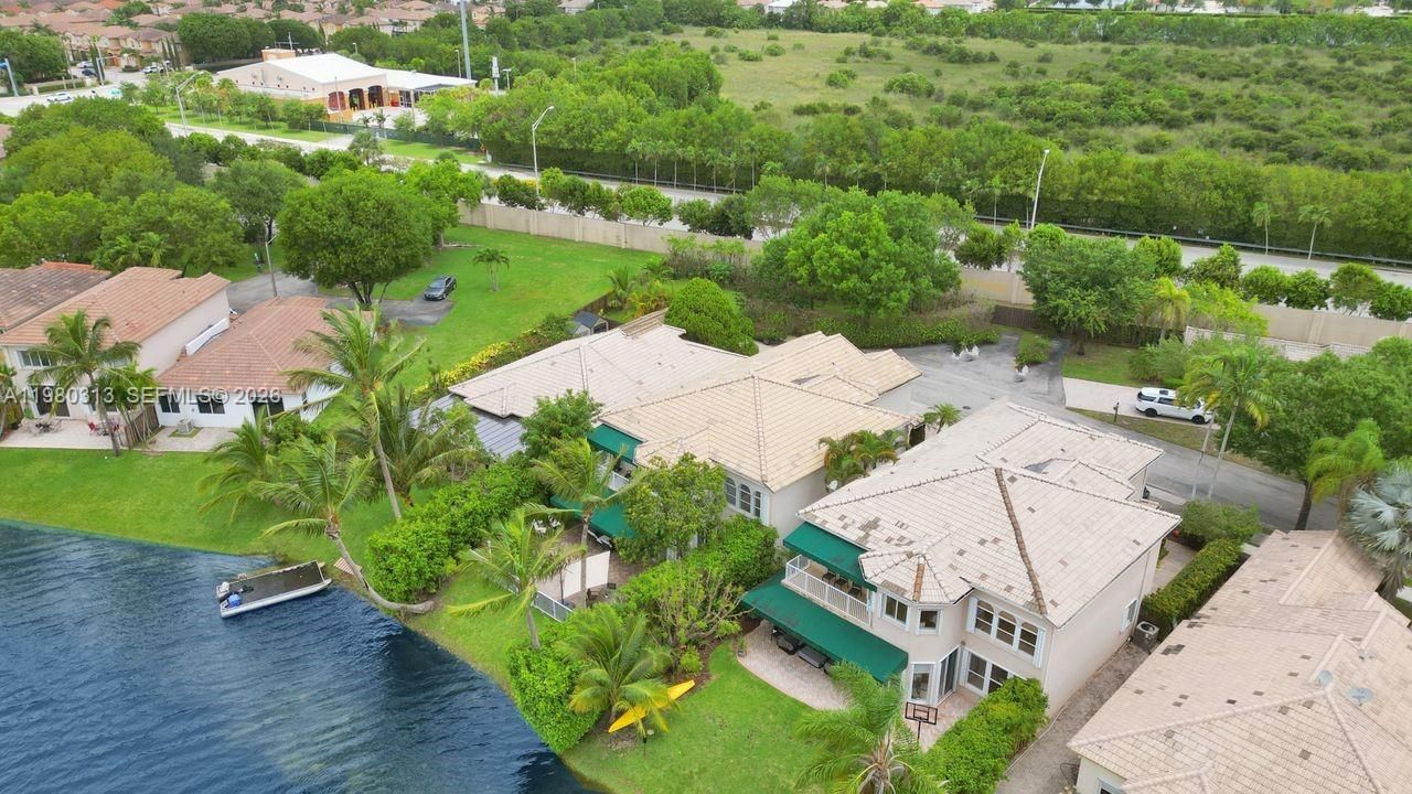 11008 NW 73rd St, Doral, FL 33178 Photo