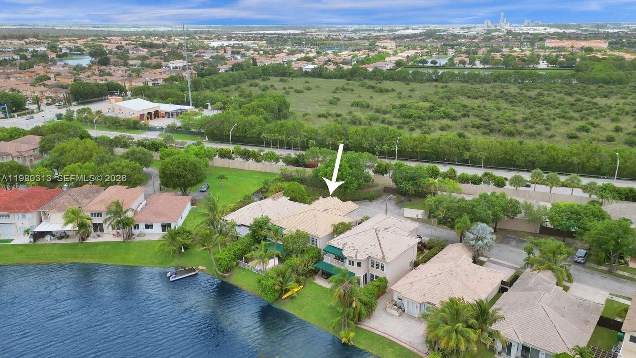 11008 NW 73rd St, Doral, FL 33178 Photo