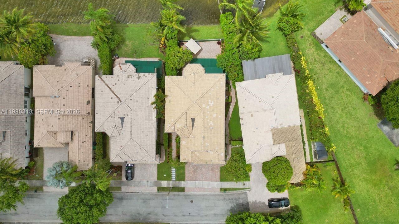 11008 NW 73rd St, Doral, FL 33178 Photo