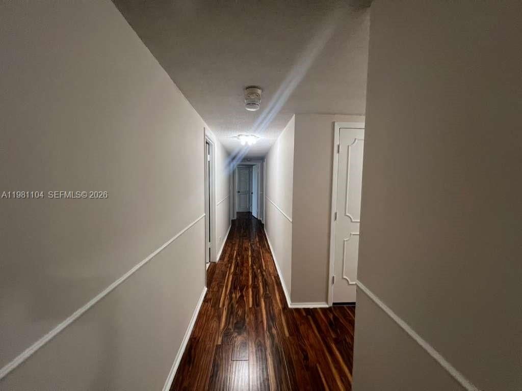 800 NE 195th St, Unit 501, Miami, FL 33179 Photo