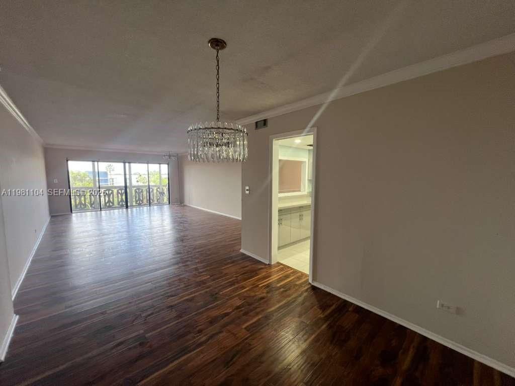 800 NE 195th St, Unit 501, Miami, FL 33179 Photo