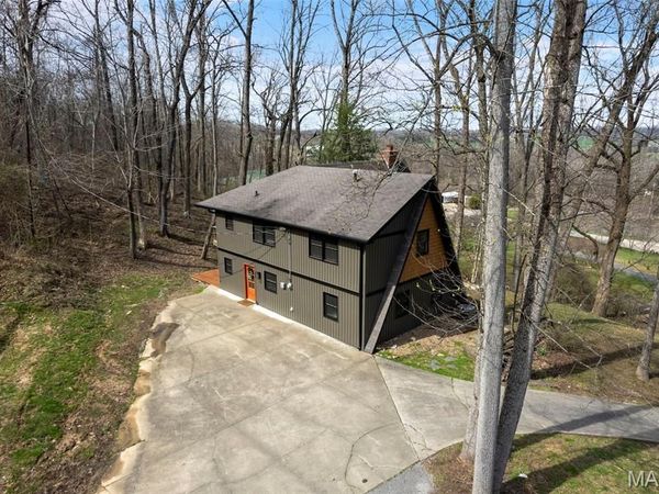 3000 Haertling Lane , Cape Girardeau, MO 63701