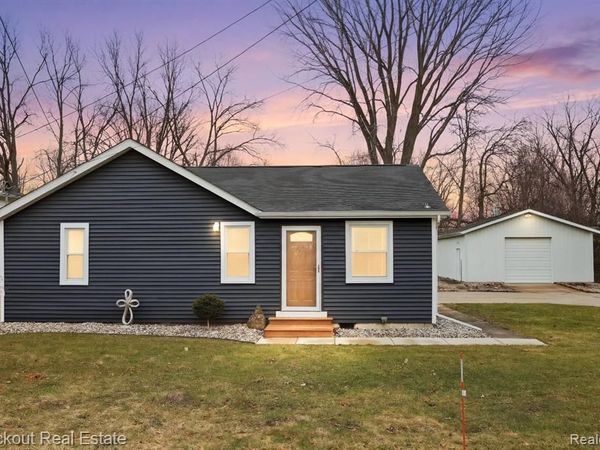 213 E Maple Street, Vassar, MI 48768