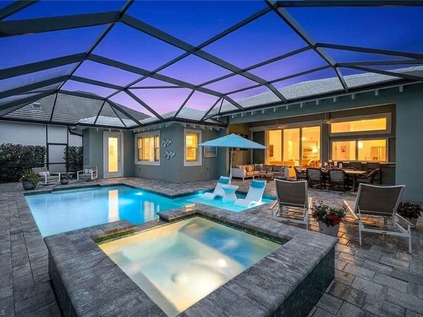 5715 Clarendon DR, NAPLES, FL 34113