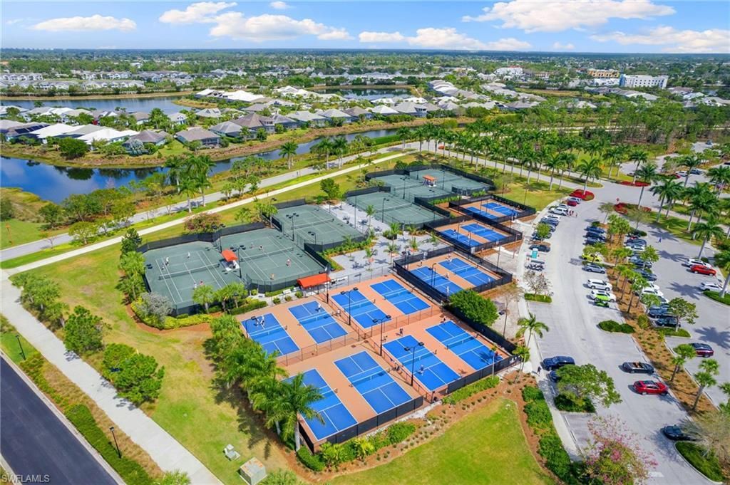 5715 Clarendon Dr, Naples, FL 34113 Photo