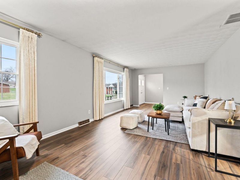 528 Blue Jay Drive, Vandalia, OH 45377 Photo 10