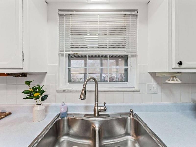 528 Blue Jay Drive, Vandalia, OH 45377 Photo 13