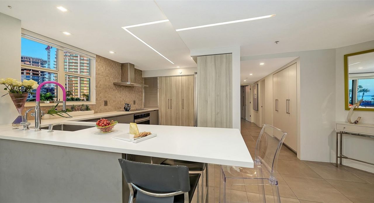 101 Sunset Drive, Unit 301, Sarasota, FL 34236 Photo