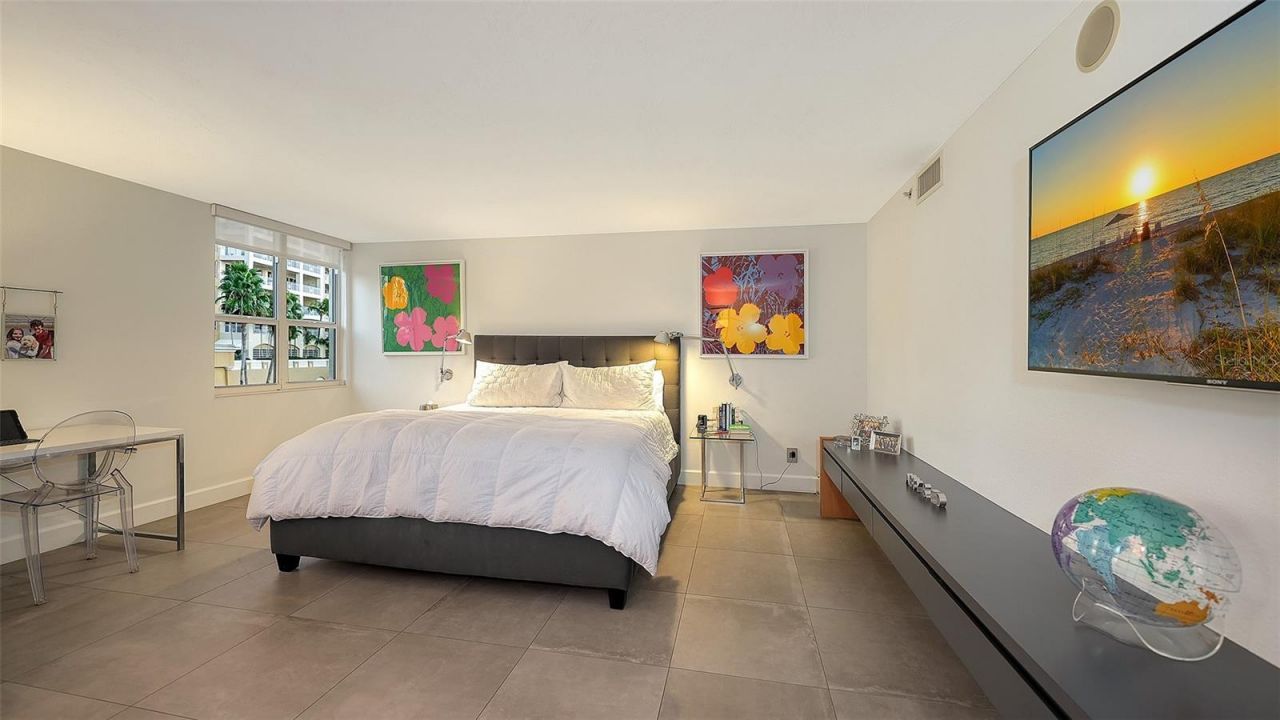 101 Sunset Drive, Unit 301, Sarasota, FL 34236 Photo