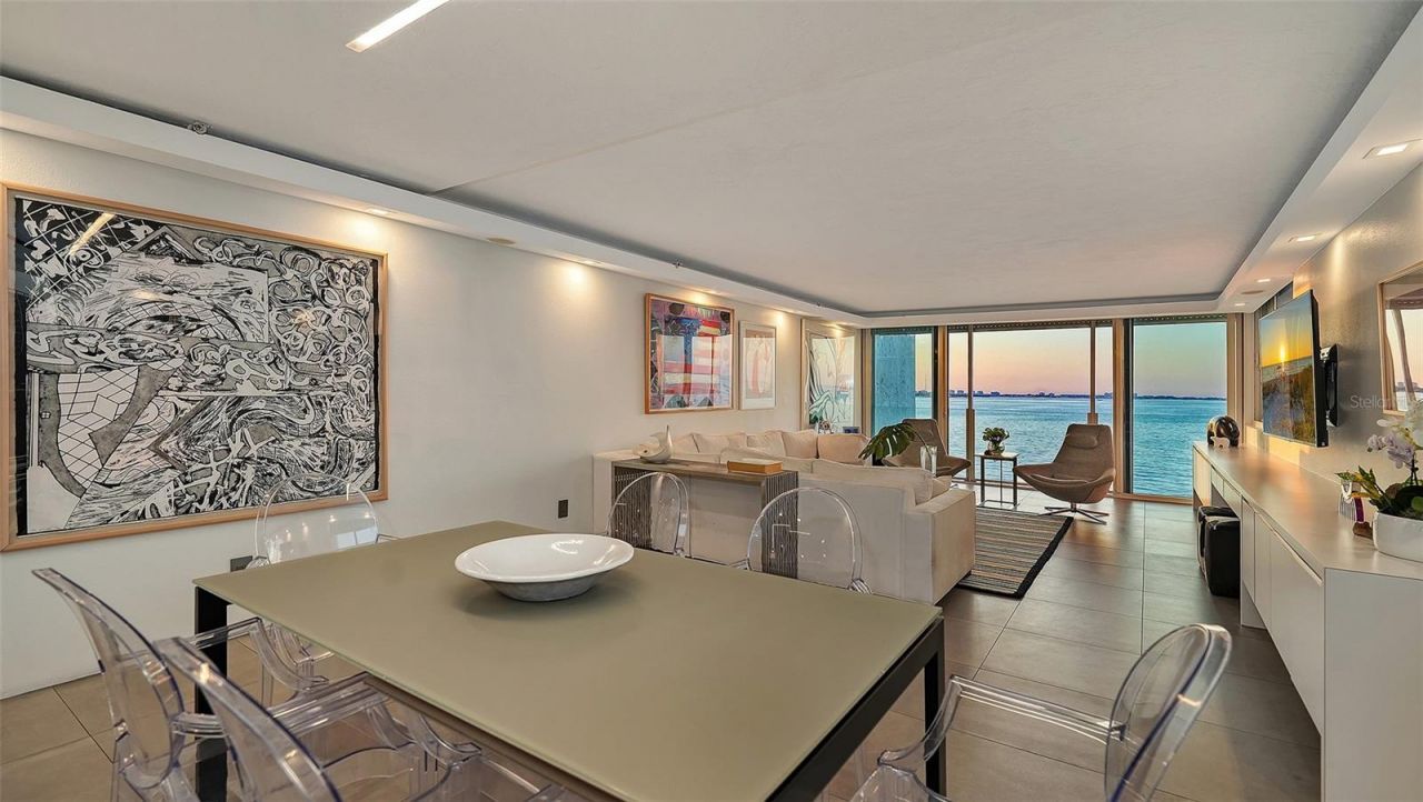 101 Sunset Drive, Unit 301, Sarasota, FL 34236 Photo