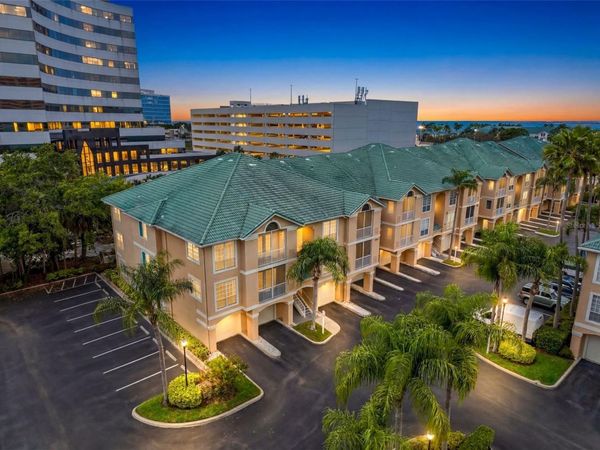 1203 BAY CLUB CIRCLE, Unit 1203, TAMPA, FL 33607