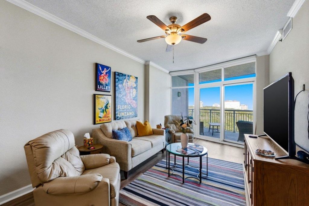 215 77th Ave. N Photo 12