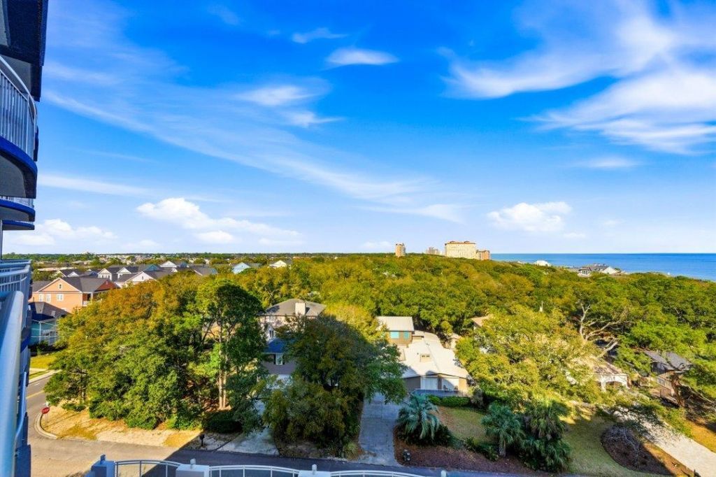 215 77th Ave. N Photo 22