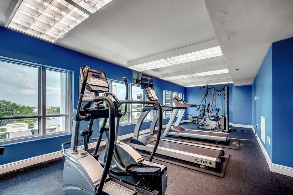 215 77th Ave. N Photo 38