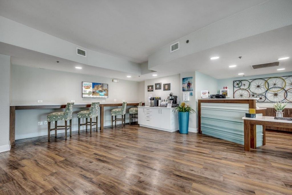 215 77th Ave. N Photo 38