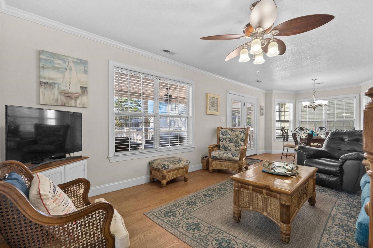 6001-z26 S Kings Hwy. Photo 10