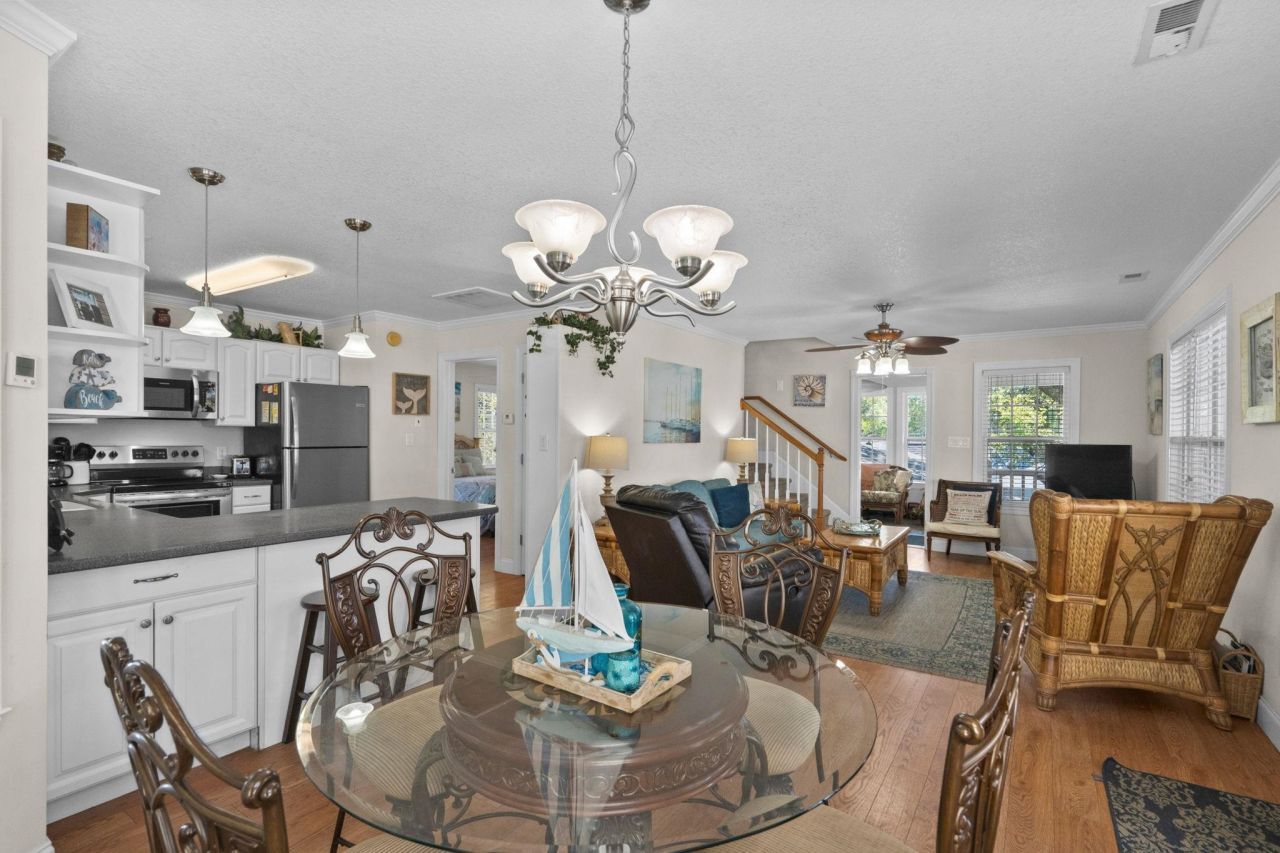 6001-z26 S Kings Hwy. Photo 13