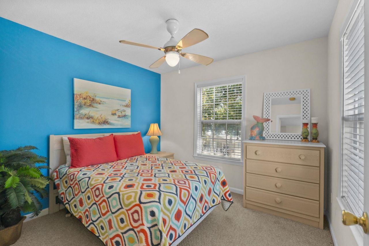 6001-z26 S Kings Hwy. Photo 25