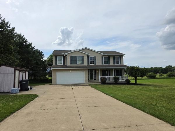 553 Lisa Lane, Willard, OH 44890