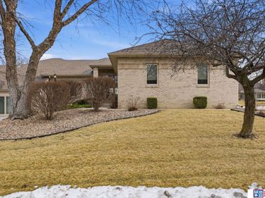 9134 Pioneer Court , Lincoln, NE 68520