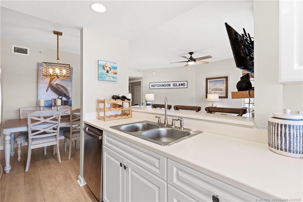5799 NE Island Cove Way, Unit 1106, Stuart, FL 34996 Photo