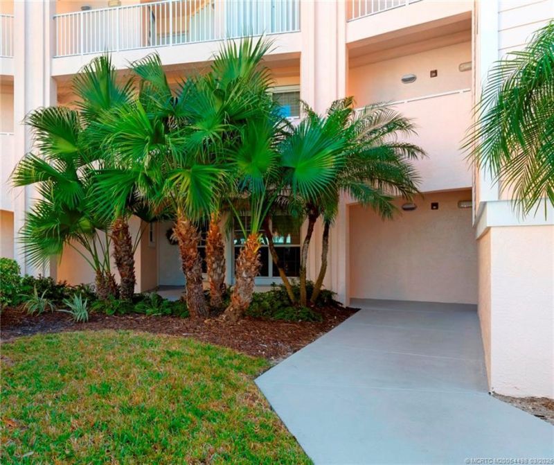 5799 NE Island Cove Way, Unit 1106, Stuart, FL 34996 Photo