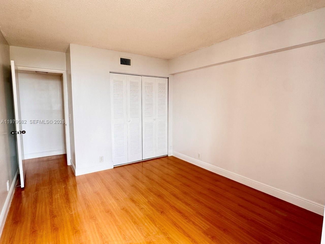 3300 NE 191st St , Unit 1214, Aventura, FL 33180 Photo