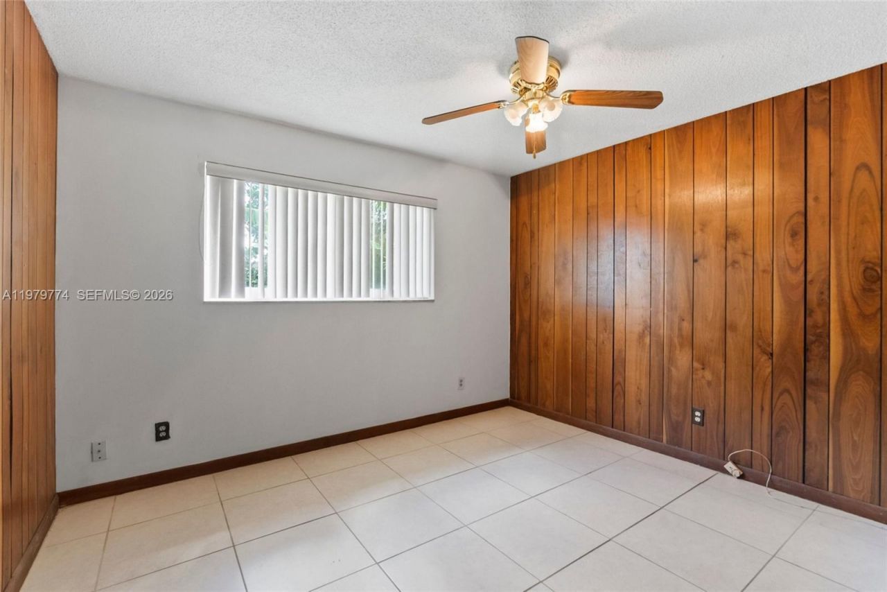 8310 SW 26th Pl , Davie, FL 33328 Photo