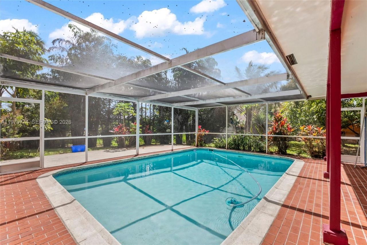 8310 SW 26th Pl , Davie, FL 33328 Photo