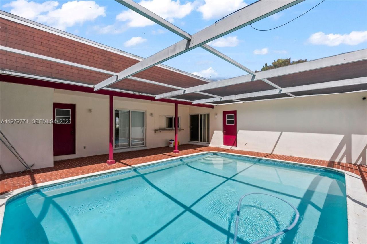 8310 SW 26th Pl , Davie, FL 33328 Photo