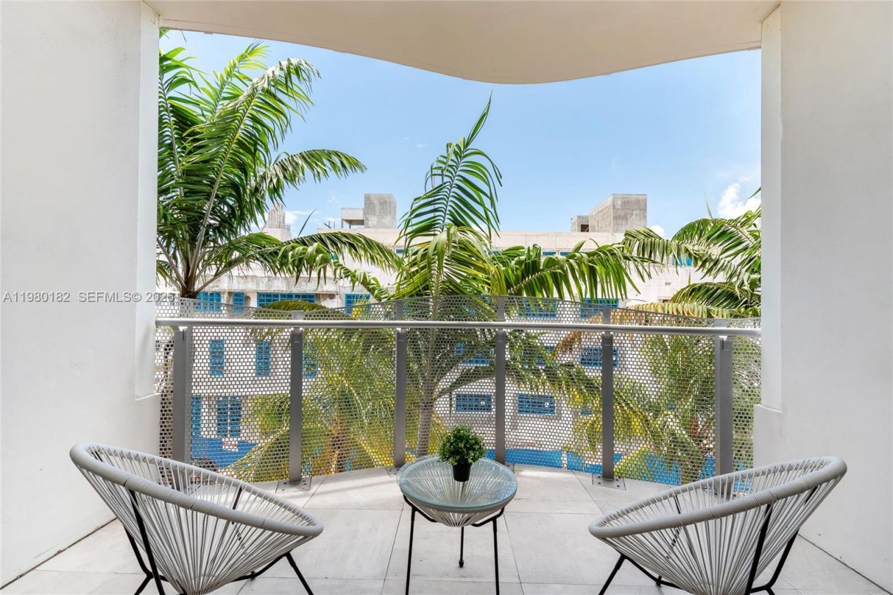 2100 Park Ave , Unit 309, Miami Beach, FL 33139 Photo