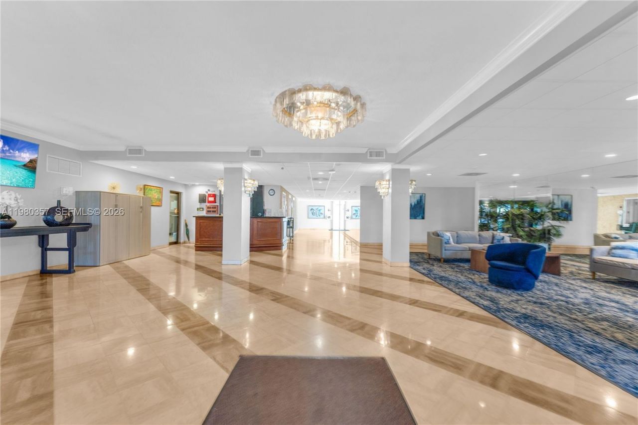 3800 Hillcrest Dr , Unit 511, Hollywood, FL 33021 Photo