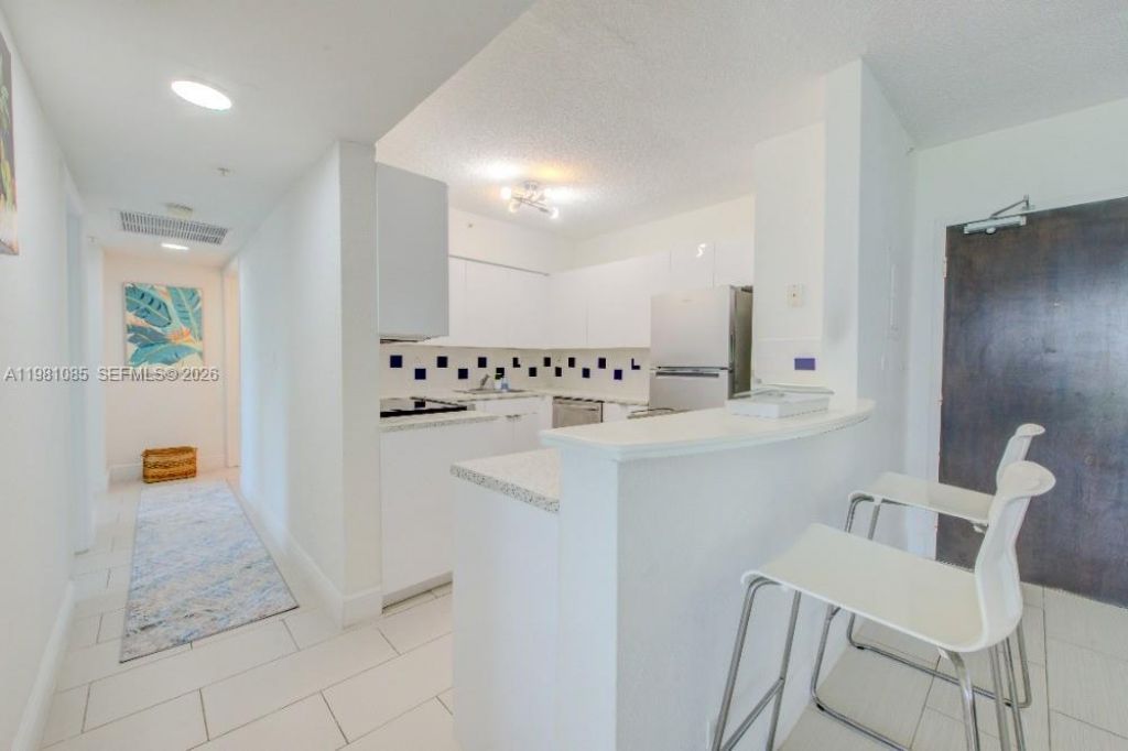 1500 Bay Rd , Unit 528S, Miami Beach, FL 33139 Photo