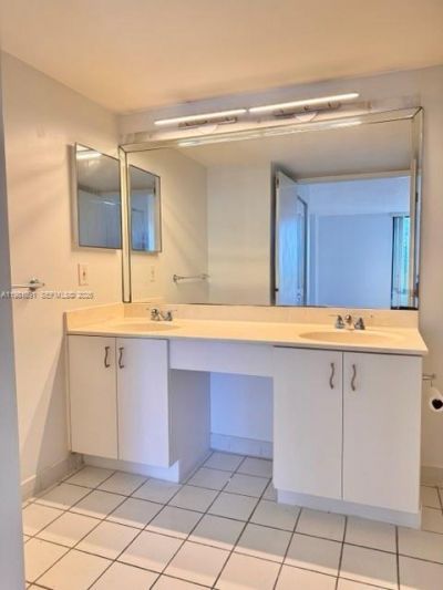 3300 NE 191st St , Unit 616, Aventura, FL 33180 Photo