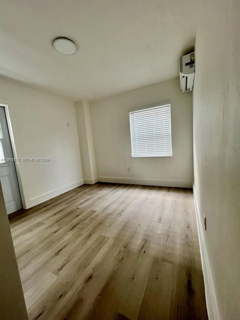 833 W 39th St , Unit 3, Miami Beach, FL 33140 Photo
