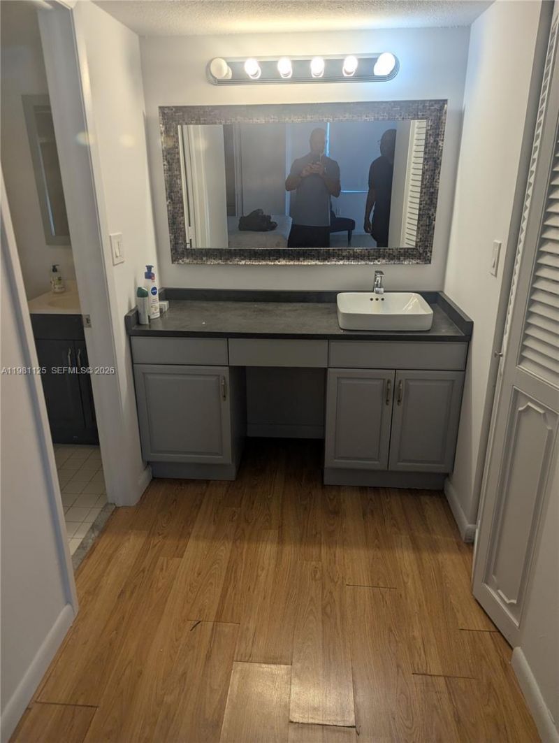 3920 Inverrary Blvd, Unit 204C, Lauderhill, FL 33319 Photo