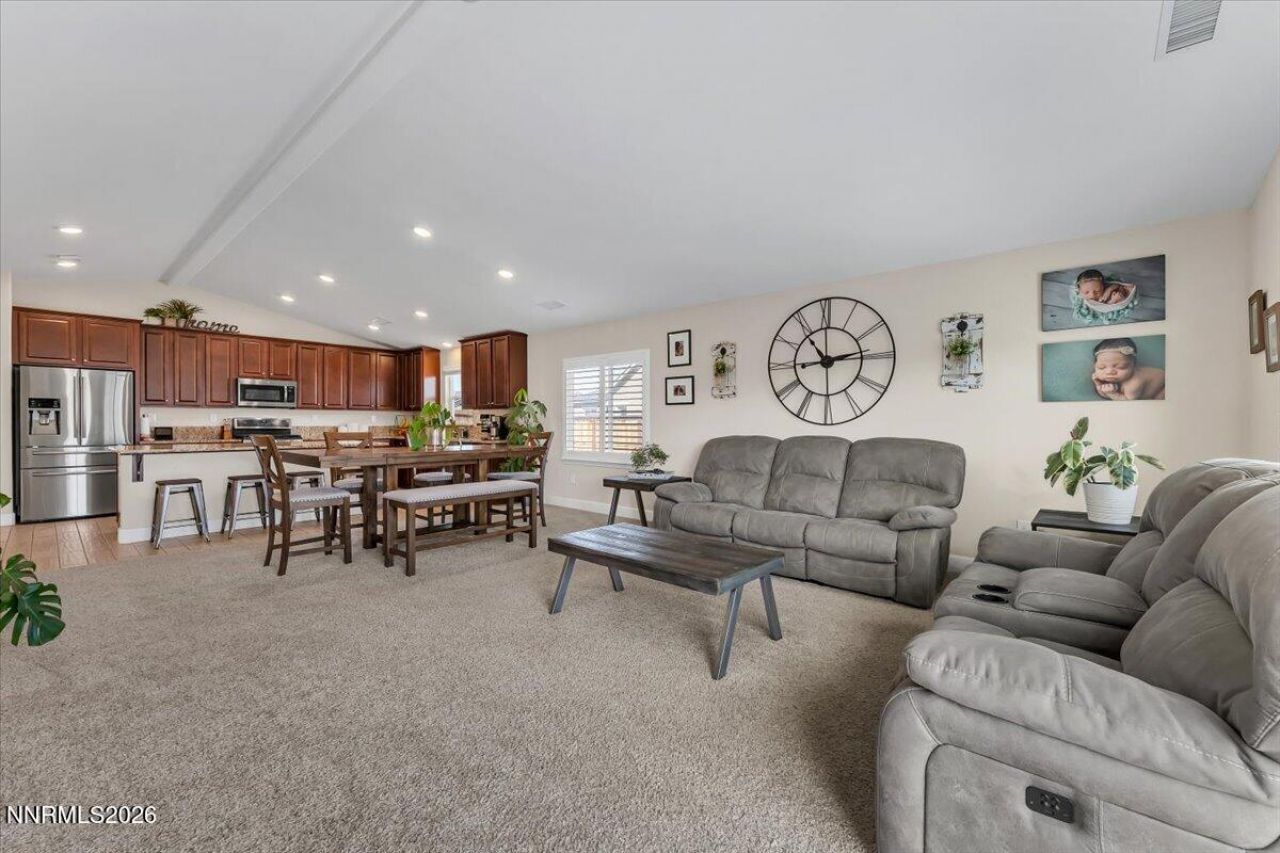 7110 Quill Drive, Reno, NV 89506 Photo