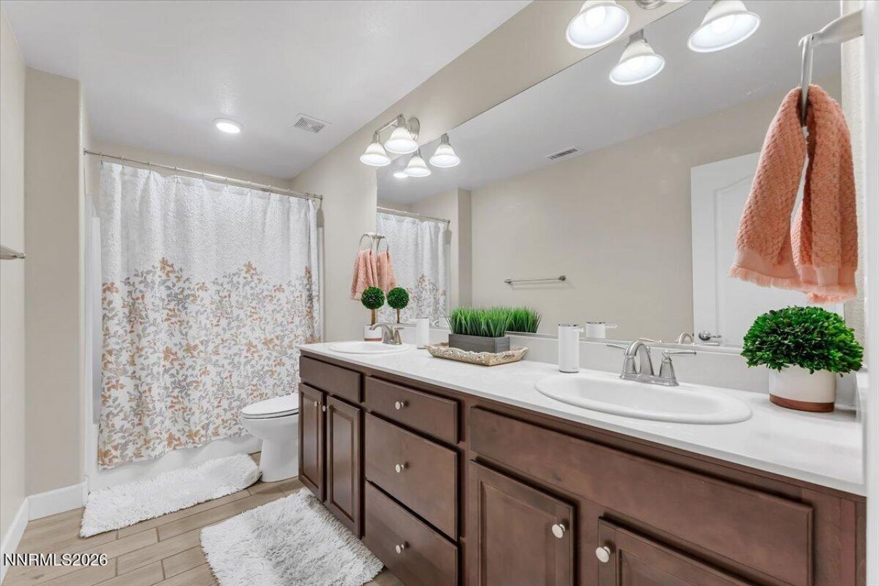 7110 Quill Drive, Reno, NV 89506 Photo