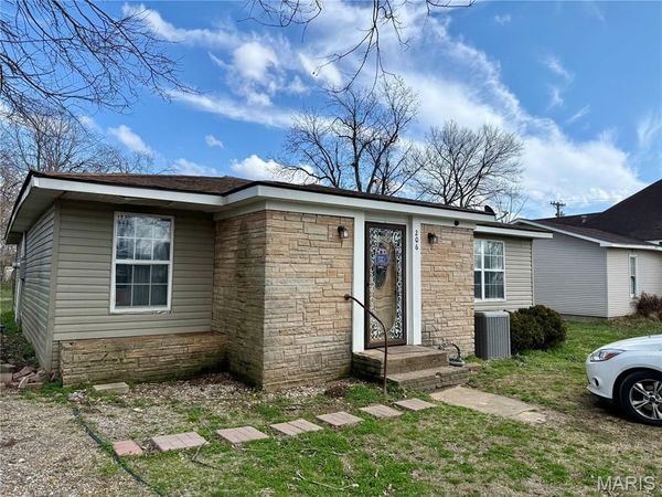 206 S Lyons Avenue , Naylor, MO 63953