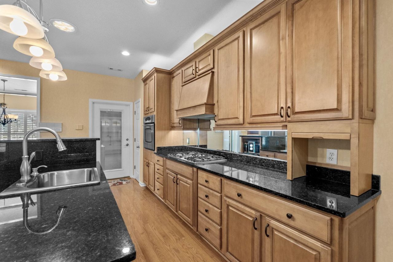 1473 Southwood Dr. Photo 31