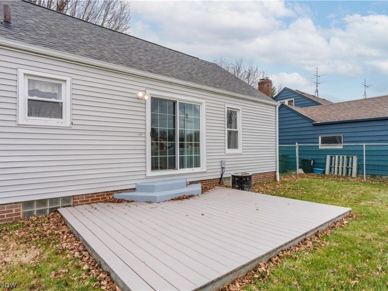2464 S Freedom Avenue, Alliance, OH 44601 Photo 29