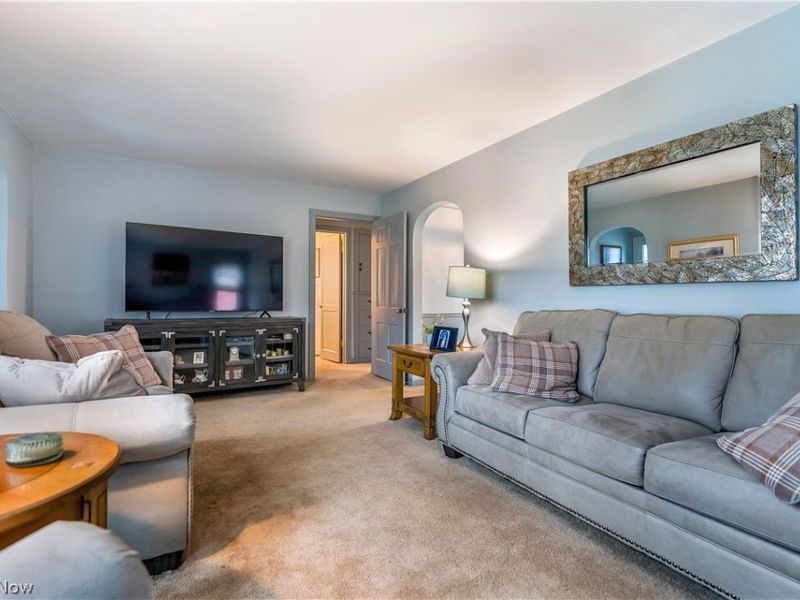 2464 S Freedom Avenue, Alliance, OH 44601 Photo 5