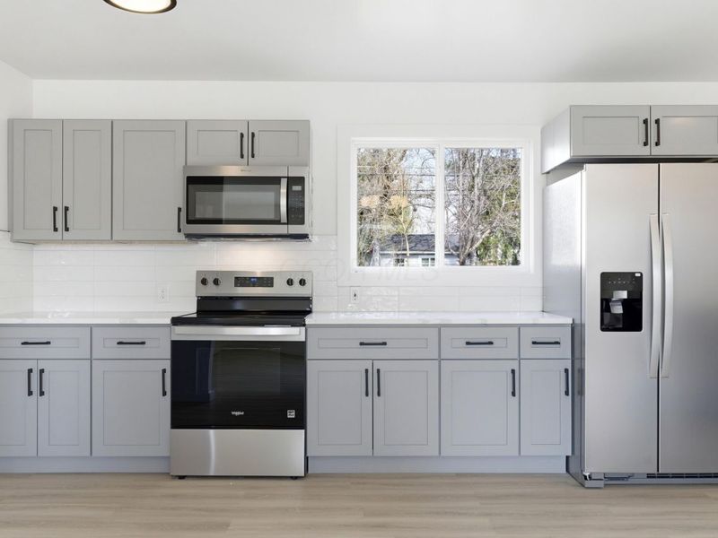 5308 Fullerton Drive , Columbus, OH 43232 Photo 12