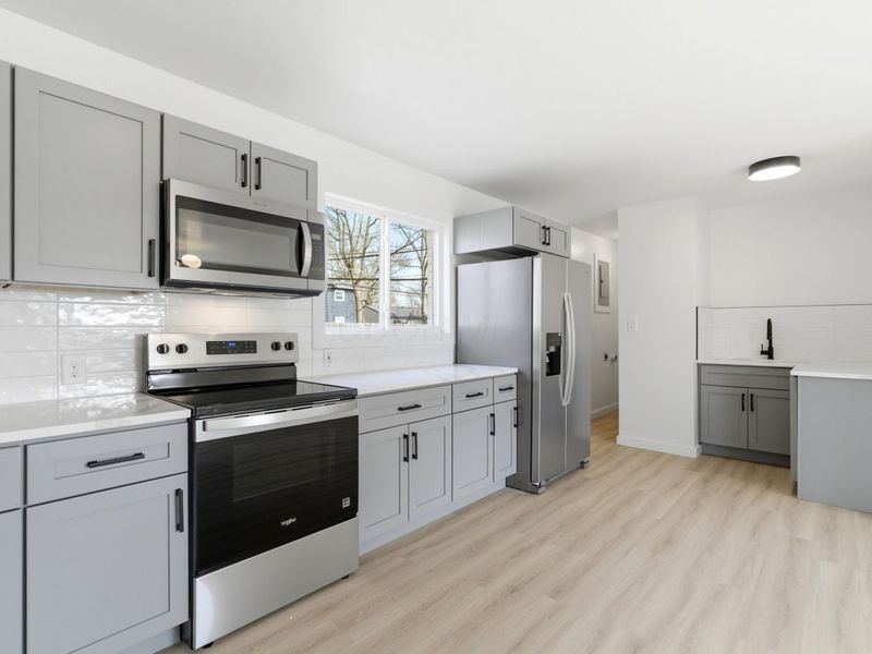 5308 Fullerton Drive , Columbus, OH 43232 Photo 16