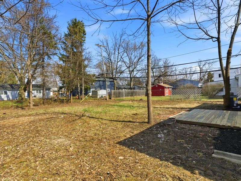 5308 Fullerton Drive , Columbus, OH 43232 Photo 4