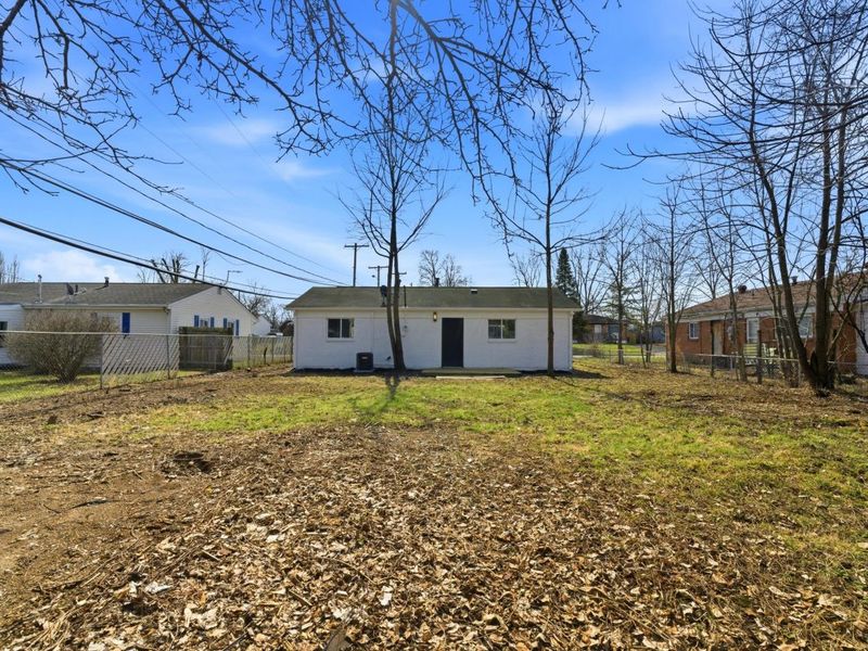 5308 Fullerton Drive , Columbus, OH 43232 Photo 6