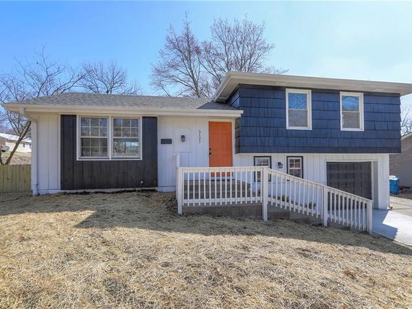 5121 S Cottage Avenue, Independence, MO 64055