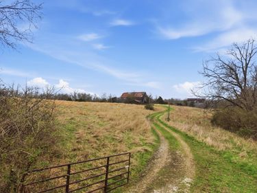 7600 Old Dry Branch Road, Lexington, KY 40515